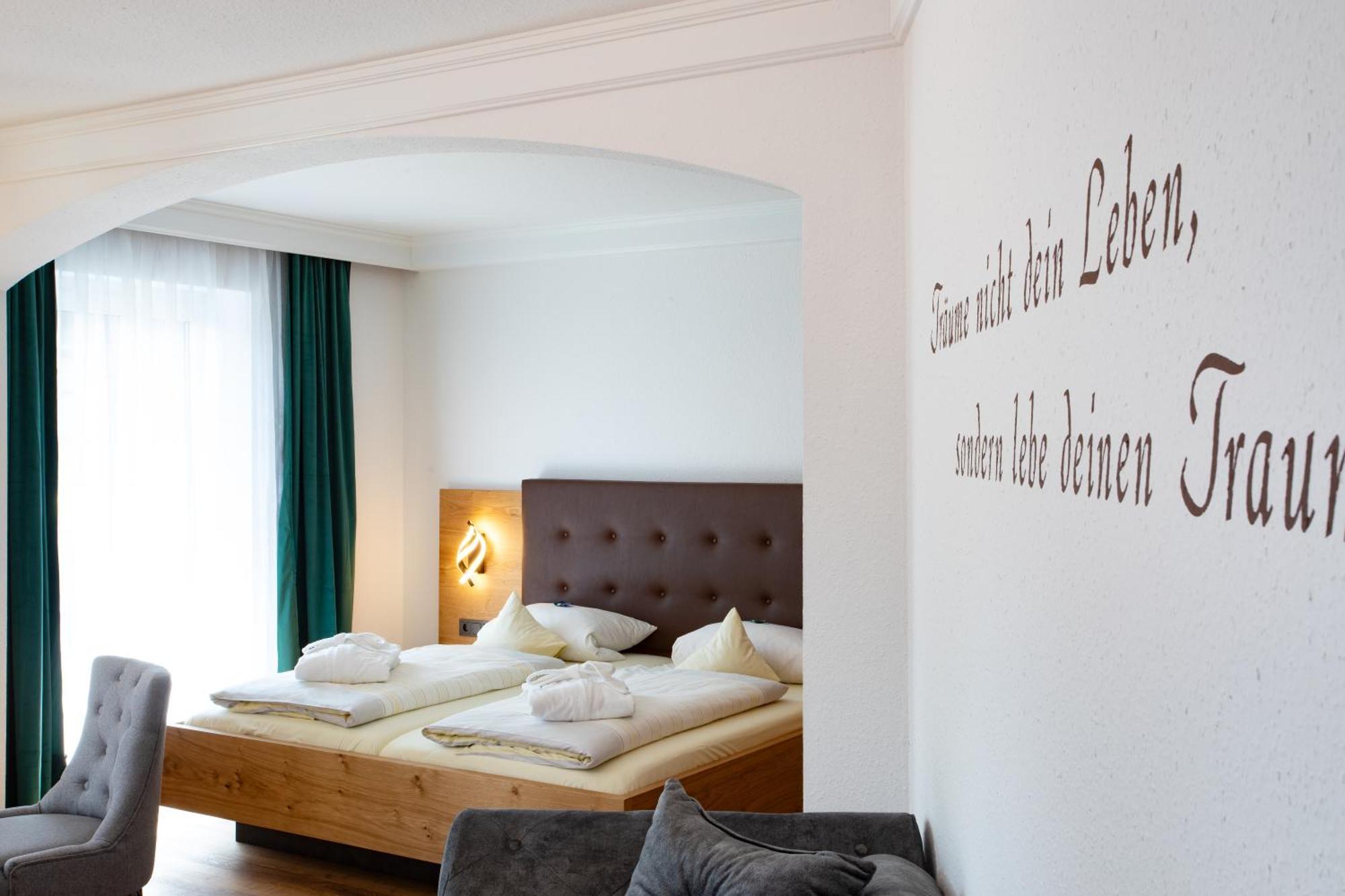 Graefliches Hotel Alte Post Bad Birnbach Exterior photo