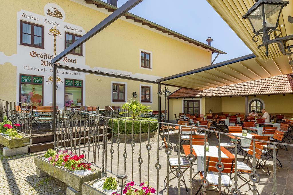 Graefliches Hotel Alte Post Bad Birnbach Exterior photo